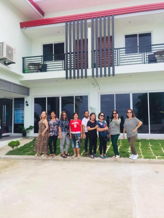 Elnora Delmar Travellers Inn シキホール エクステリア 写真