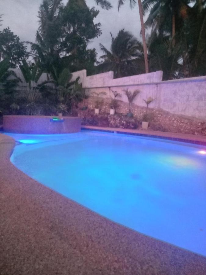 Elnora Delmar Travellers Inn シキホール エクステリア 写真
